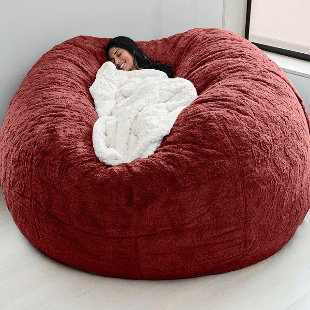 Ngoài trời 7ft Giant Bean Bag Lounge Chair Soft False Fur Fabric EPS Fill 5