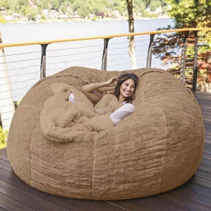 Ngoài trời 7ft Giant Bean Bag Lounge Chair Soft False Fur Fabric EPS Fill 10