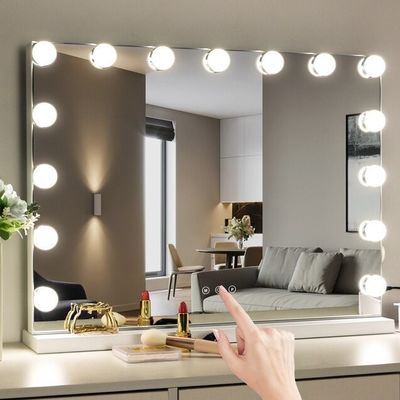 Kính Hollywood lớn và đèn phóng to 50 lần cho trang điểm gia đình