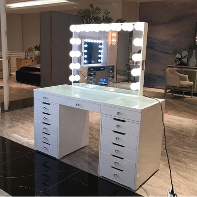 Chiếc gương trang điểm với đèn Chiếc gương thẩm mỹ với 15 bóng đèn LED có thể tắt