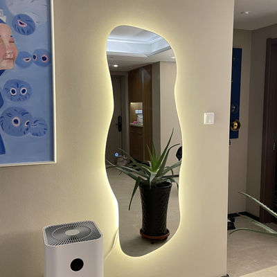 Asymmetric Backlit High Lighted Mirror Độ dài sàn tùy chỉnh